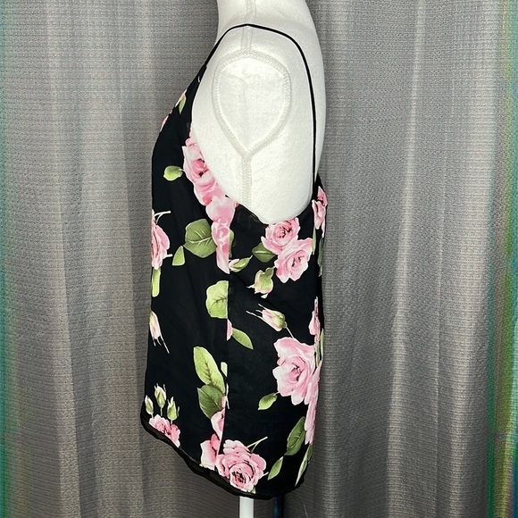 LUMIÈRE BLACK FLORAL TANK TOP MEDIUM BLOUSE - Picture 3 of 7